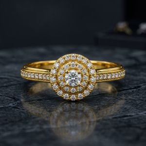 Anillo de Compromiso Gourik SDR013 de Latón Chapado en Oro con Moissanita Creada en Laboratorio, Engaste de Doble Hilera Pavé, Corte Brillante, Lujo - Product Image 3