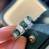 Conception personnalisée bijoux vert fausse fête 925 argent diamant cz bague