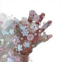 Tissu en dentelle brodée de sequins lourds et exquis pour robes de mariée et de soirée haut de gamme