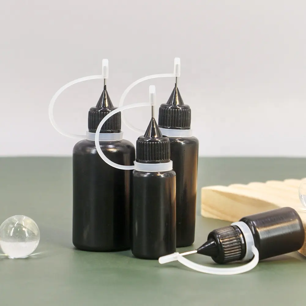 Großhandel 10 ml kleine PET-Großflaschen aus Kunststoff zum Drücken tropfen Nadelspitze