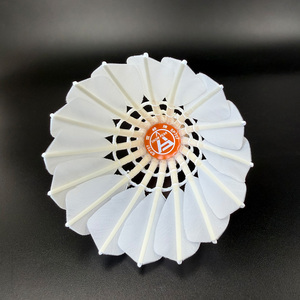 Volant <span class=keywords><strong>de</strong></span> <span class=keywords><strong>badminton</strong></span> <span class=keywords><strong>de</strong></span> compétition SNOWPEAK SP707 en plumes d'oie droites <span class=keywords><strong>de</strong></span> qualité supérieure pour clubs et centres, vente en gros, support OEM - Product Image 4