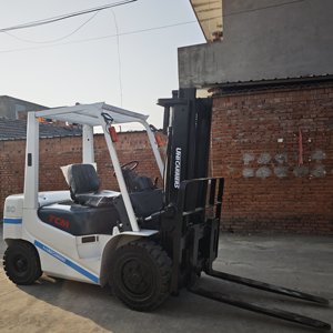 รถยกมือสอง TCM ขนาด 2 ตัน 2.5 ตัน 3 ตัน 3.5 ตัน 5 ตัน เครื่องยนต์ดีเซล ราคาขาย - Product Image 5