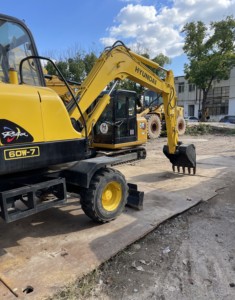 Hot Sale Used Hyundai 60W-7 Mini Crawler Excavator 6 Ton Hydraulic Hammer with PLC Parker Pump & Bearing 2022 <b>Model</b> - Product Image 4