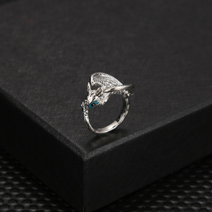 Bague pour homme en alliage motif dragon, finition blanc K et noir, design ouvert, bijou cadeau - Product Image 2