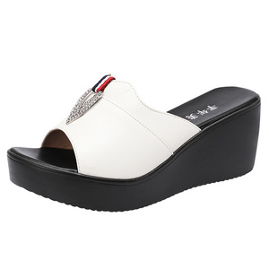 Xuanhui sandali estivi da spiaggia all'aperto antiscivolo scivoli neri di lusso <span class=keywords><strong>con</strong></span> tacco a <span class=keywords><strong>zeppa</strong></span> da donna - Product Image 6