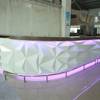 Comptoir de bar moderne pour boîte de nuit, surface solide en Corian, aquarium LED, mur de bulles d'eau, design pour la maison, l'hôtel, le sous-sol, usage commercial