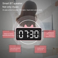 Vente chaude Nouveau Design Populaire Mignon Alarme Miroir Horloge BT Sans Fil Q9 Haut-Parleur hi-fi Son Portable Mini Haut-Parleur