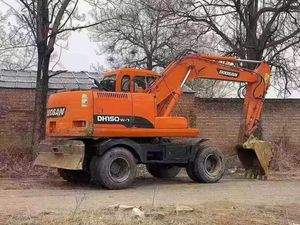 Excavadora de cadenas Doosan DH-150 usada, coreana, de alta eficiencia y buen precio, 14 toneladas, capacidad de cazo de 0.75m, en venta - Product Image 2