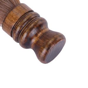 Cepillo Redondo de Madera de Haya Retro con Cerdas de Jabalí para Peinado Manual - Product Image 4