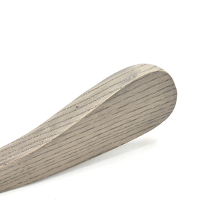 Appendiabiti in legno di frassino di alta qualità appendiabiti in legno di marca personalizzati di lusso - Product Image 6