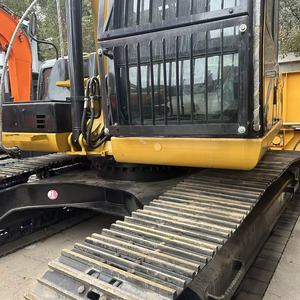 Excavatrice d'occasion Cat 320D2L jaune, équipement de construction lourd sur chenilles - Product Image 1