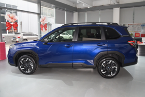 ซูบารุ ฟอเรสเตอร์ ปี 2021 รุ่น 2.0i Luxury มือสอง เบนซิน ขับเคลื่อนสี่ล้อ รถ SUV ขนาดกะทัดรัด รถยนต์สำหรับครอบครัว - Product Image 4