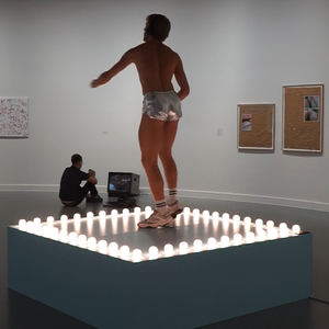 Lumières de scène Anneau Acier Pipe Dance LED Éclairage Abyss GoGo Plate-forme de danse Poteaux autoportants Argent Lamé Bikini Stripper - Product Image 4