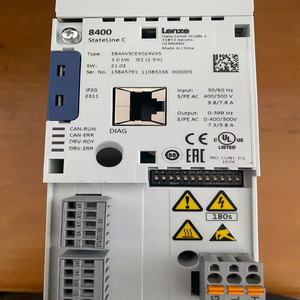 Contrôleur de moteur Lenze E84AVSCE3024VXS StateLine C 3 kW 400 V - Product Image 1
