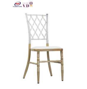 Mesas y sillas para eventos <span class=keywords><strong>fiesta</strong></span> con faja transparente al por mayor para silla de <span class=keywords><strong>fiesta</strong></span> evento Chiavari Sillas acrílicas mixtas de acero inoxidable - Product Image 1