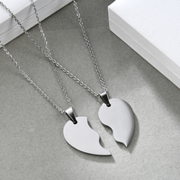 Collier personnalisé pour couple, pendentif cœur à assembler, deux moitiés de cœur assorties, cadeau pour la commémoration des soldats