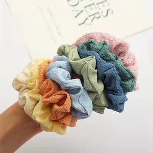 Élastique à cheveux Scrunchie multicolore en tissu tricoté, haute élasticité, accessoire décontracté pour cheveux, Printemps 2022 - Product Image 2