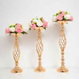 Adornos <span class=keywords><strong>para</strong></span> Mesa de Boda Estilo Chino, Portavelas de Hierro Dorado, Decoración de <span class=keywords><strong>Camino</strong></span> de Mesa con Diseño de Flores - Product Image 1