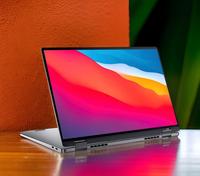 Dispositivo di elaborazione mobile trasformabile 2-in-1 elegante e versatile per il business, con 12 core per riunioni e lavoro.