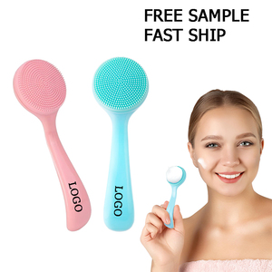 Brosse nettoyante manuelle en silicone personnalisable avec logo – Exfoliant imperméable doux pour la peau, idéal pour l'élimination des points noirs et des points blancs, et le démaquillage - Product Image 1