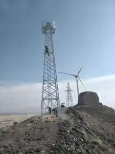 Torre de Comunicación de Acero Galvanizado GSM de <span class=keywords><strong>Alta</strong></span> Tensión de 12 m, Certificación ISO9001, 50 Años de Vida Útil para la Transmisión de Señal Móvil - Product Image 2