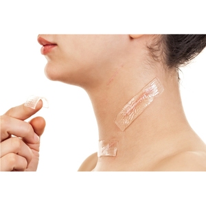 Cinta <span class=keywords><strong>de</strong></span> Silicona Transparente <span class=keywords><strong>de</strong></span> Grado Médico para <span class=keywords><strong>Cicatrices</strong></span>, Hipoalergénica, con Pegamento Acrílico, Cortable a Medida, Reutilizable, Impermeable y Ecológica - Product Image 4