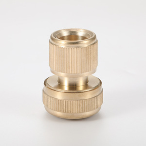 Adaptador de Conector Rápido de 6 Puntas de Cobre Puro Han Dabang para Conexiones de Agua, Forma Redonda - Product Image 2