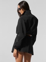 Veste de survêtement courte personnalisée pour femme, col zippé, respirante, légère en nylon, pour l'entraînement et le sport