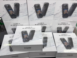 Insta360 X5 - Resistente al Agua 8K 360 °   Cámara de Acción, Efecto de Palo Selfie Invisible, Diseño con Triple Chip de IA, Protector de Viento Integrado - Product Image 5