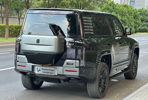 BYD Yangwang U8 SUV Luxe 4x4 Tout-Terrain 2023 avec Plateforme E4, Manœuvre Tank Turn et Flottabilité d'Urgence, 1197PS, Autonomie CLTC 1000km, Véhicule d'<span class=keywords><strong>Occasion</strong></span> - Product Image 5