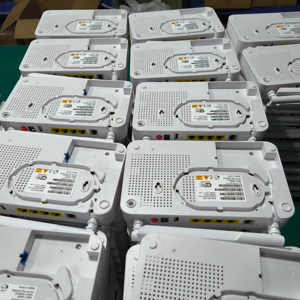 Second-hand dual-band WIFI5-frequency optical <b>modems</b> with 4ge+1Tel+1USB Ports XPON 2.4&<b>5G</b> AC1200 ONU Router OMCI FTTR/FTTX - Product Image 1