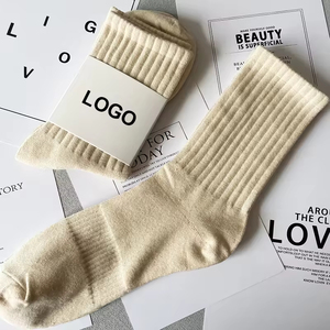 Calcetines Deportivos de Alta Calidad para Hombre, Tejidos Gruesos con Bordado, Acolchados y Personalizados, Venta al Por Mayor - Product Image 5