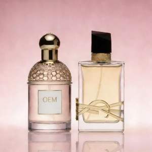 Coffret Cadeau de <span class=keywords><strong>Parfum</strong></span> pour Femme, Marque de Luxe Populaire, Eau de <span class=keywords><strong>Parfum</strong></span>, Brume <span class=keywords><strong>Parfum</strong></span>ée, Utilisation Quotidienne, Longue Durée, Écologique - Product Image 2