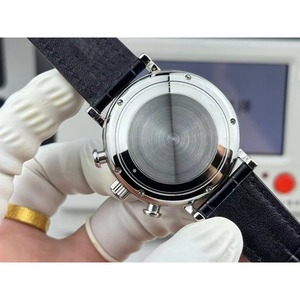 Montre de plongée automatique mécanique de style designer haut de gamme avec affichage de la date, bracelet en cuir de veau, étanche, lumineuse, boîtier en acier inoxydable - Product Image 5