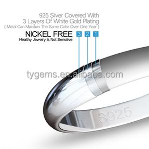 Tianyu Gems Silver Fine Jewelry 18K Chapado en oro blanco Moissanite 925 Sterling Juegos de anillos de compromiso - Product Image 4