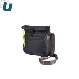 Sac à bandoulière tendance décontracté ultra-léger pour femmes Sac de transport élégant unisexe pour un usage quotidien - Product Image 1