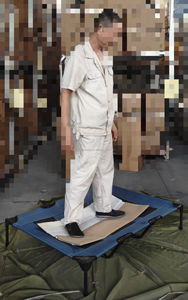 Wasserdichtes, tragbares, erhöhtes Hundebett aus Oxford-Gewebe mit abnehmbarem Bezug, modernes Design für den Innen- und Außenbereich, ganzjähriger Komfort. - Product Image 6