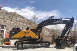 Excavadora de cadenas Volvo EC380 usada de fábrica, 39 toneladas, en excelentes condiciones con motor, transmisión y componentes principales, modelo 2020 - Product Image 3