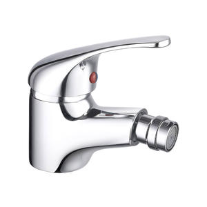 Miscelatore Bidet Delfina Stile Moderno in Acciaio Inox e Ottone per Uso Bagno - Product Image 1