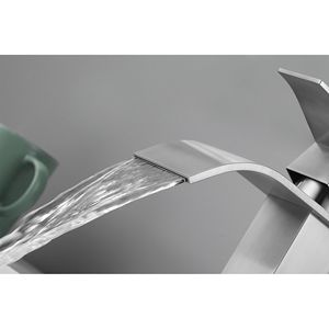 Grifo de Lavabo Monomando con Caño en Cascada, Acero Inoxidable Cepillado, Diseño Moderno, Instalación de un Solo Orificio - Product Image 5