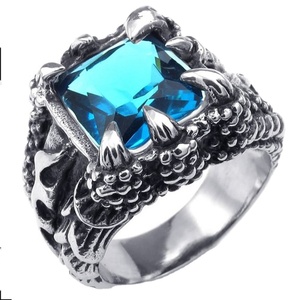 Anello <span class=keywords><strong>Punk</strong></span> Gotico con Artiglio di Drago in Cristallo e Acciaio Inossidabile per Uomo, Placcato Argento Anticato, Personalizzabile, Stile <span class=keywords><strong>Punk</strong></span> <span class=keywords><strong>Rock</strong></span> e Street <span class=keywords><strong>Punk</strong></span> - Product Image 2