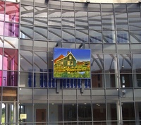 Mini panneau multimédia extérieur Jumbotron P10 LED panneau d'affichage numérique IP65 à échelle de gris 14 bits pour magasins de détail métros graphiques d'affichage