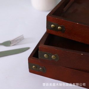 ถาดเสิร์ฟไม้ทรงสี่เหลี่ยม สีวอลนัท พร้อมหูจับ สำหรับใช้ในบ้าน - Product Image 5