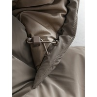 Nouvelle Collection Automne Hiver 2026 – Blouson matelassé à capuche pour femme, col montant, fermeture éclair frontale, coupe oversize ample, court, noir, décontracté – Vente en gros