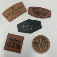 Logo de lettre en relief 2D/3D personnalisé, patchs en cuir PU personnalisés pour vêtements et Jeans