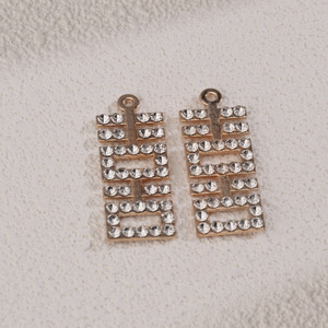 Pendentif en strass double bonheur chinois, bijoux de mariage, breloque, accessoires DIY pour femmes, taille brillant rond, blanc et rouge - Product Image 1