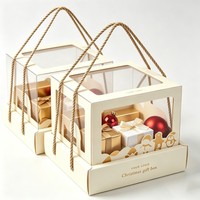 Boîte cadeau de Noël transparente en gros, vente chaude, boîte cadeau de Noël personnalisée avec poignée, emballage pour bonbons et foulards en encre de soja