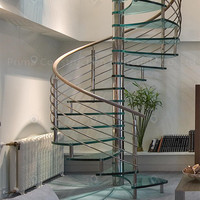 Escalier en colimaçon moderne en verre incurvé pour l'intérieur Garde-corps en chêne massif Villa Loft 1400 mm Luxe Gain de place