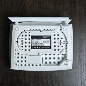 Unité de réseau optique FTTH XPON ZC-521 2.4G&5GHz AC1200 WiFi5 avec fonction VOIP, 1GE+3FE+2USB, terminal fibre optique GPON EPON double mode - Product Image 1