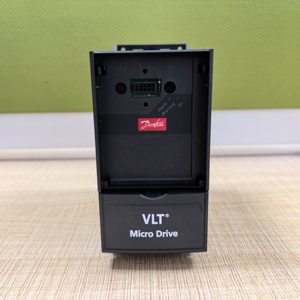 محول VLT FC51 Ac dive-V 0.75 كيلو وات vf132f0018 - Product Image 2